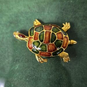 Colorful Gold Tone Green Brown Enamel Turtle Brooch